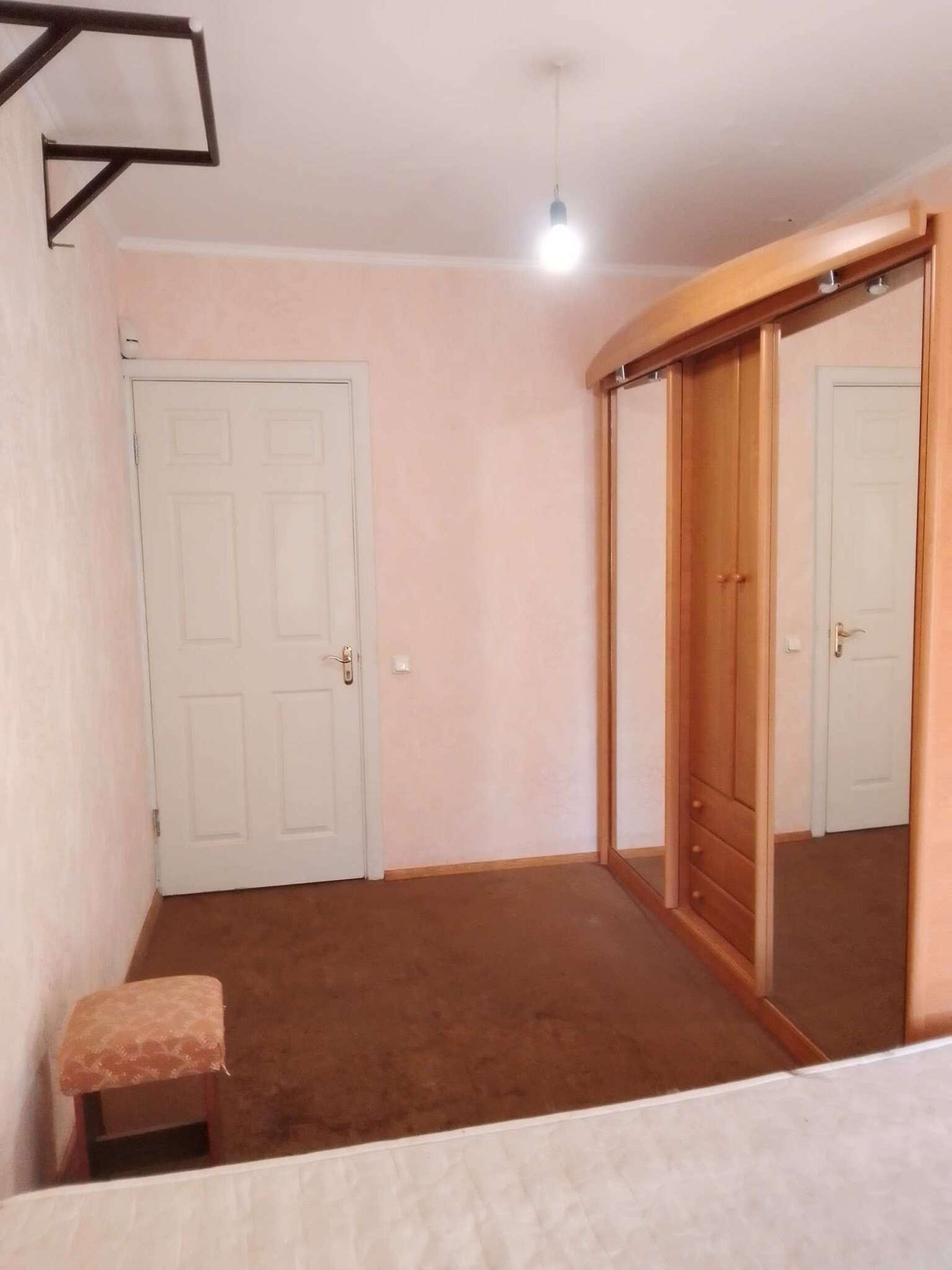 Продажа 3-комнатной квартиры 58 м², Соборности просп., 11