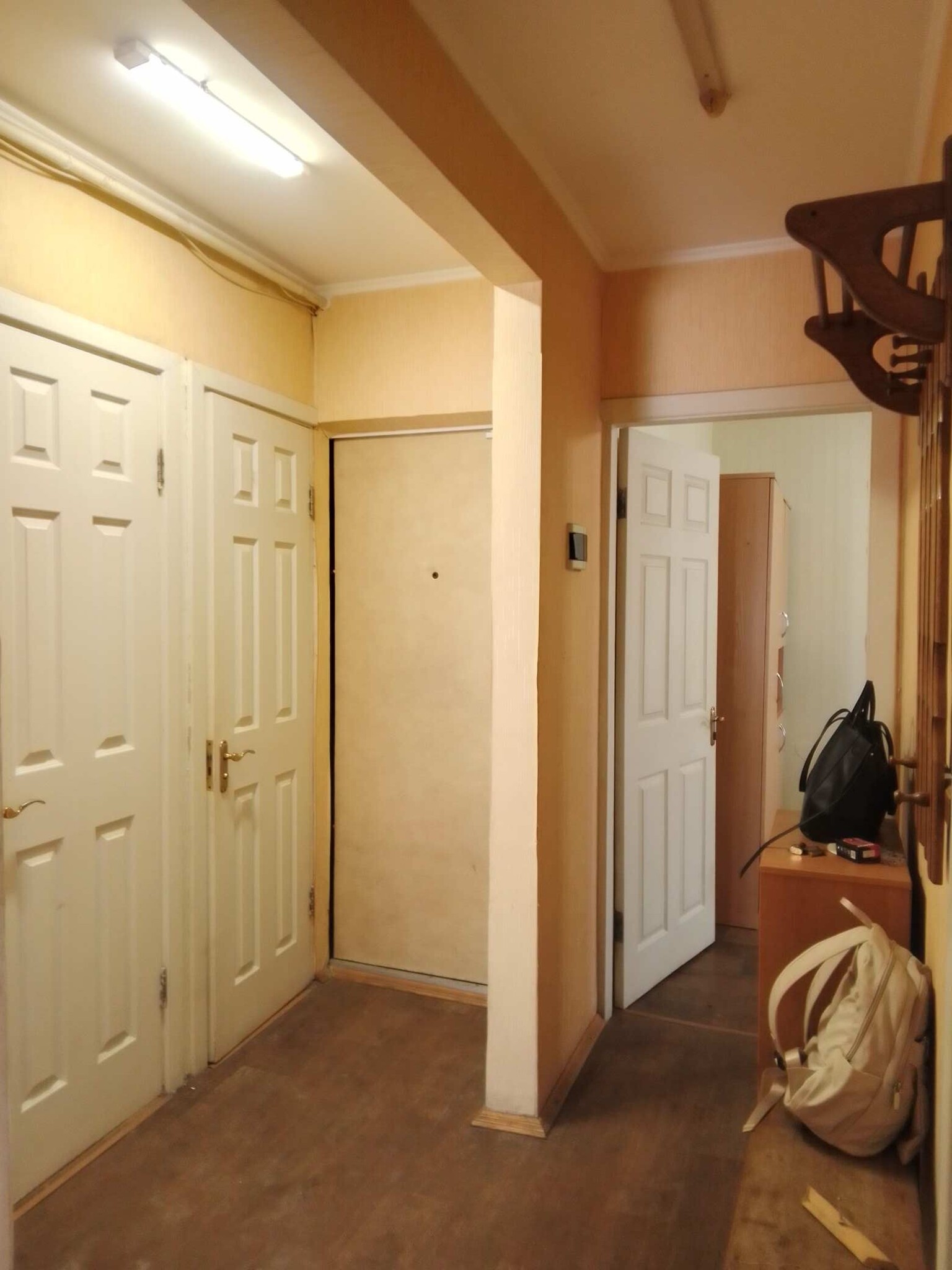 Продажа 3-комнатной квартиры 58 м², Соборности просп., 11