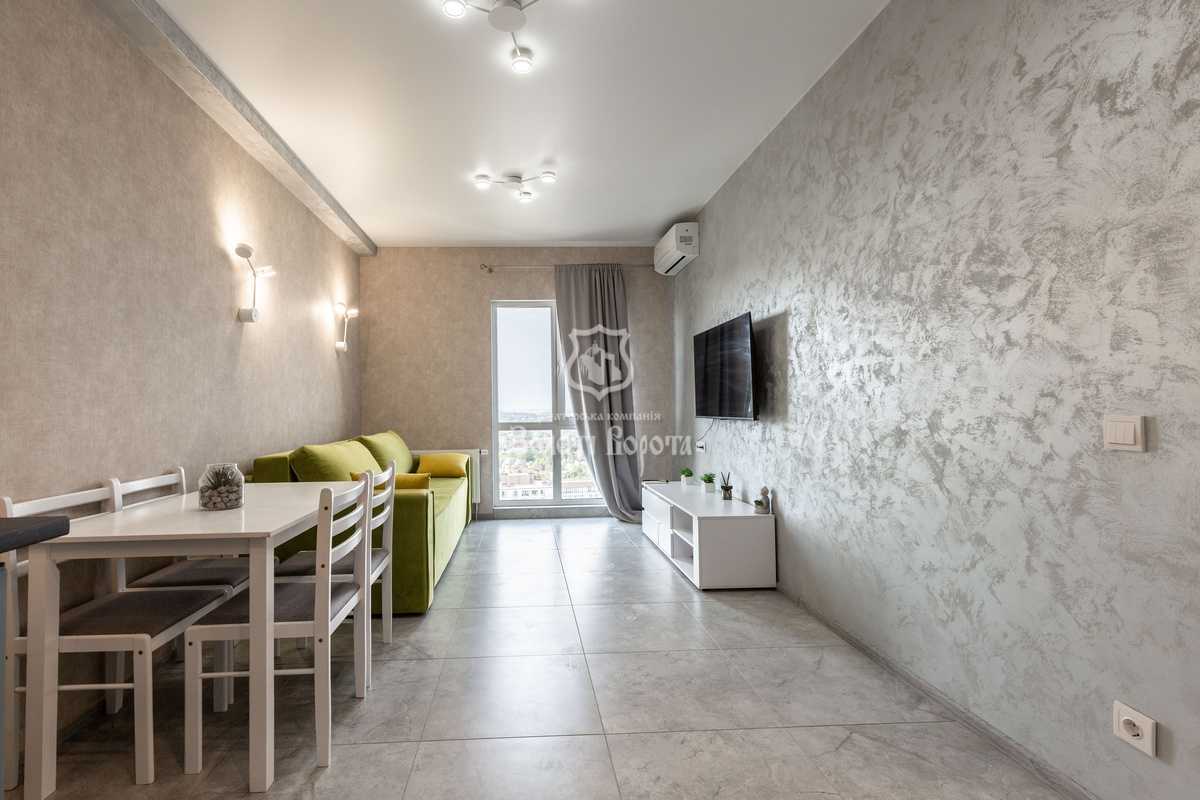 Продажа 1-комнатной квартиры 41.1 м², Михаила Максимовича ул., 28е