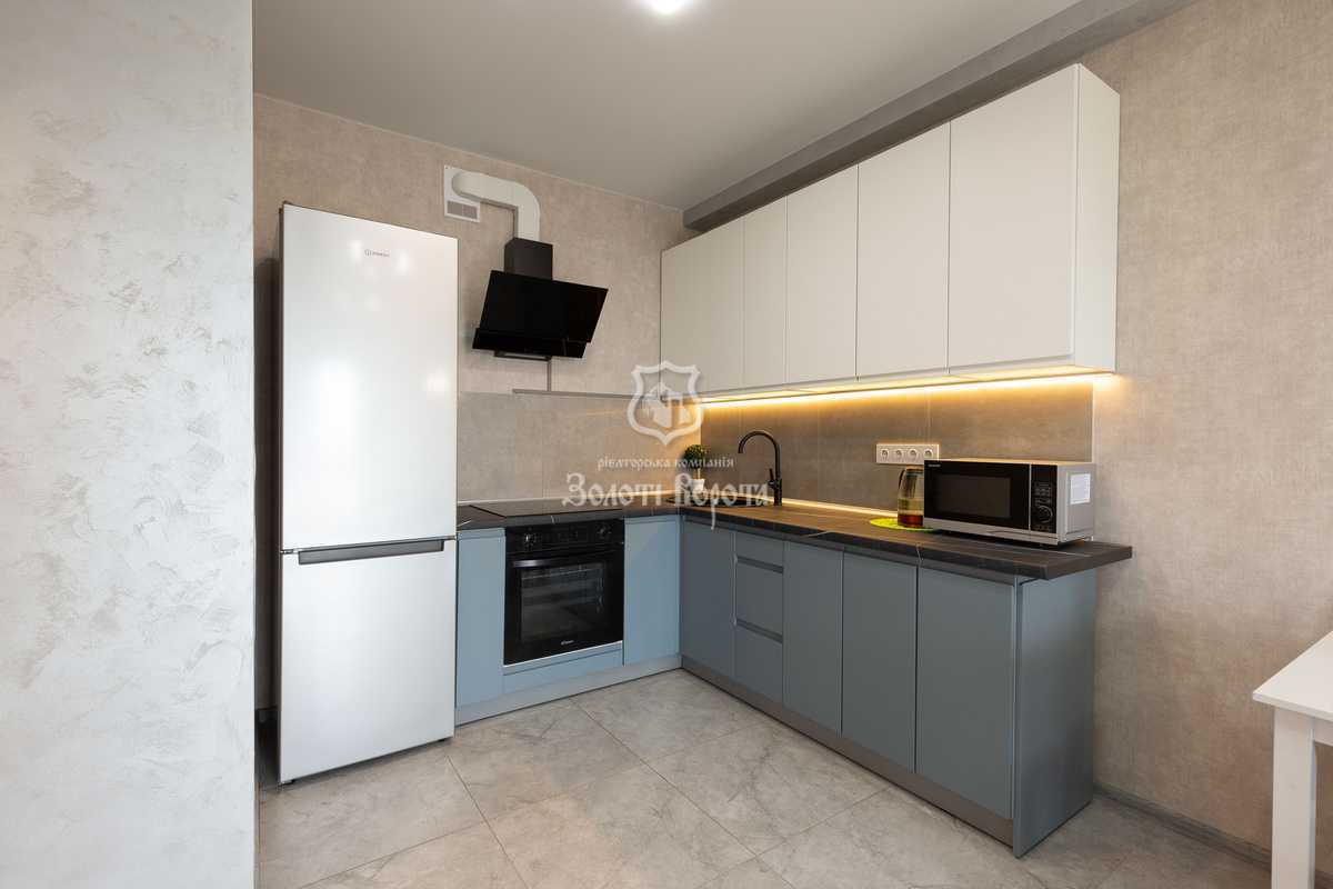 Продажа 1-комнатной квартиры 41.1 м², Михаила Максимовича ул., 28е