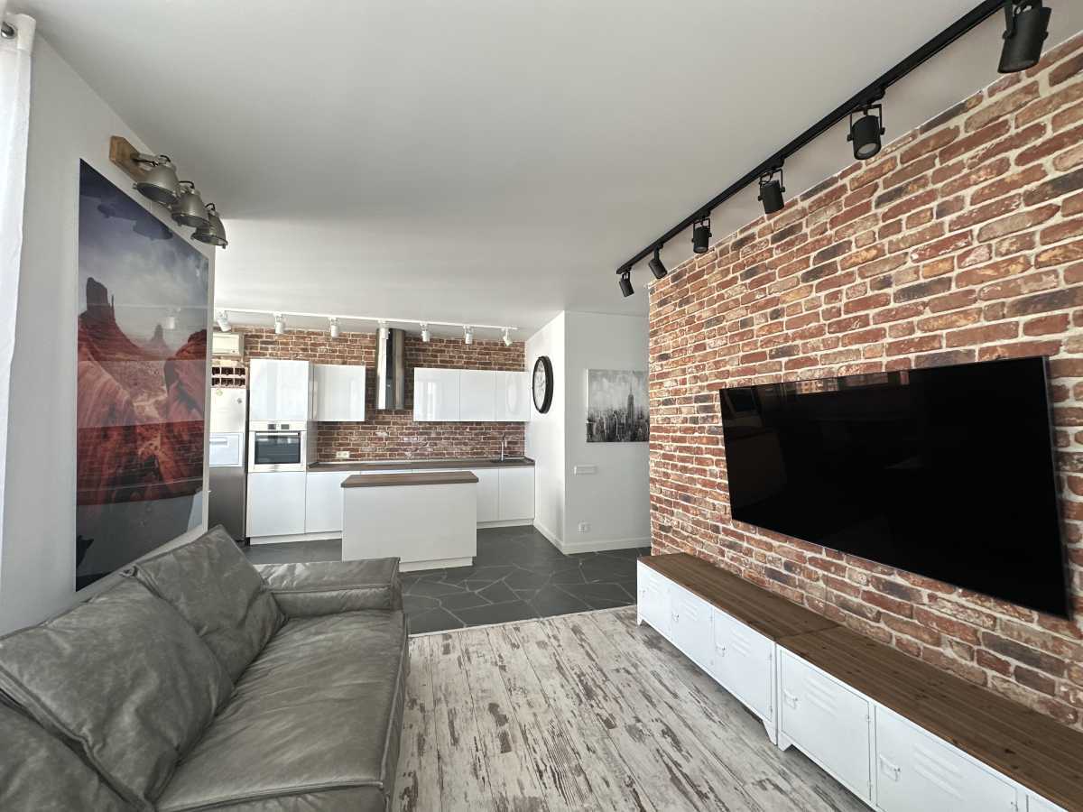 Оренда 2-кімнатної квартири 47 м², Феодосійська вул., 1