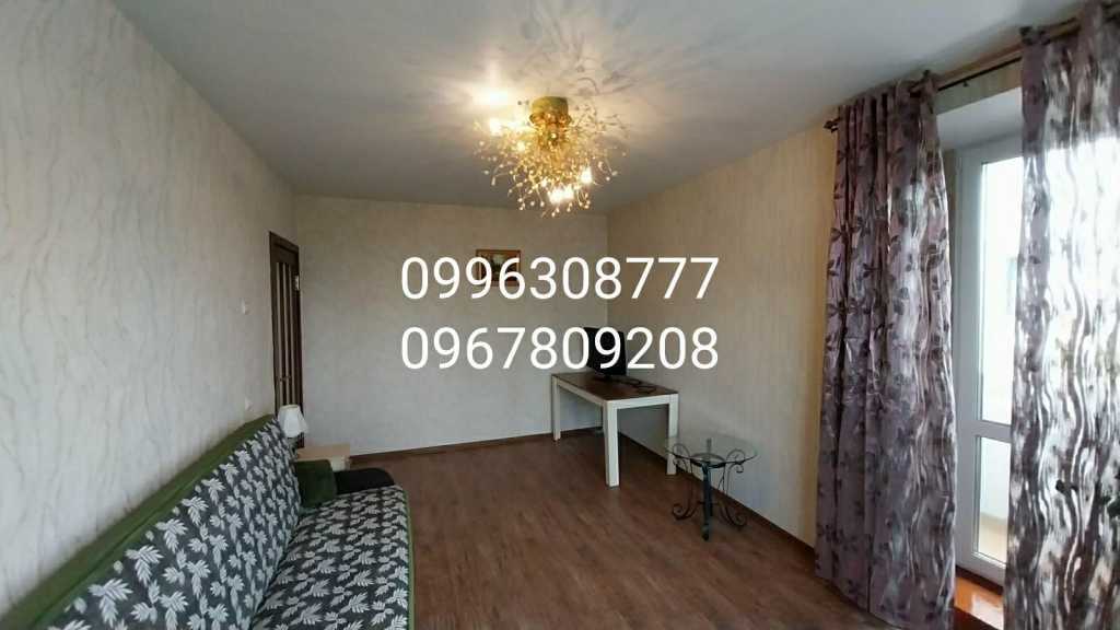 Продажа 2-комнатной квартиры 50.8 м², Людвига Свободы просп.