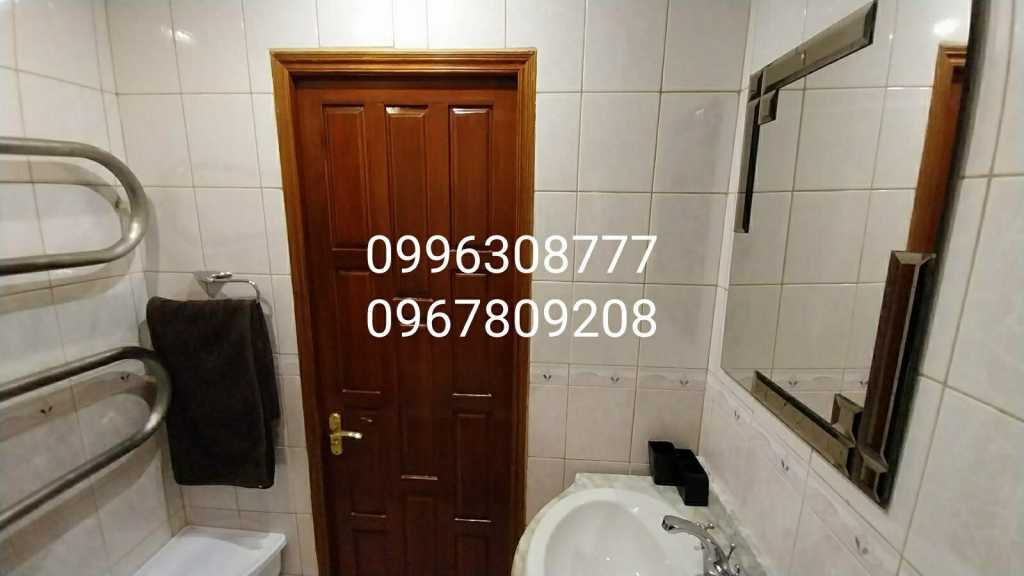 Продажа 2-комнатной квартиры 50.8 м², Людвига Свободы просп.