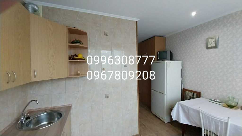 Продажа 2-комнатной квартиры 50.8 м², Людвига Свободы просп.