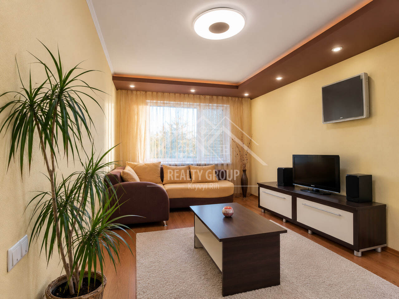 Продажа 2-комнатной квартиры 53 м², Петра Дорошенко ул.