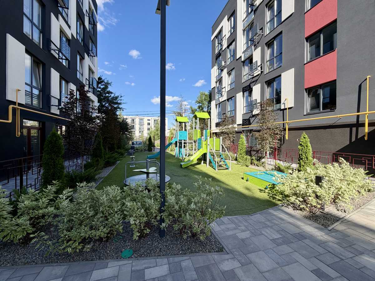 Продажа 1-комнатной квартиры 31 м², Институтская ул., 5