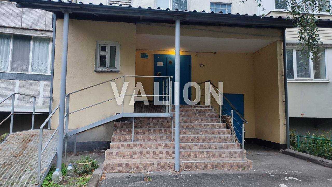 Продажа 1-комнатной квартиры 33.7 м², Радужная ул., 17А