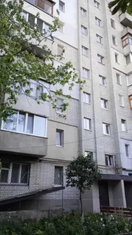 Продажа 1-комнатной квартиры 37 м², Подмогильного ул.