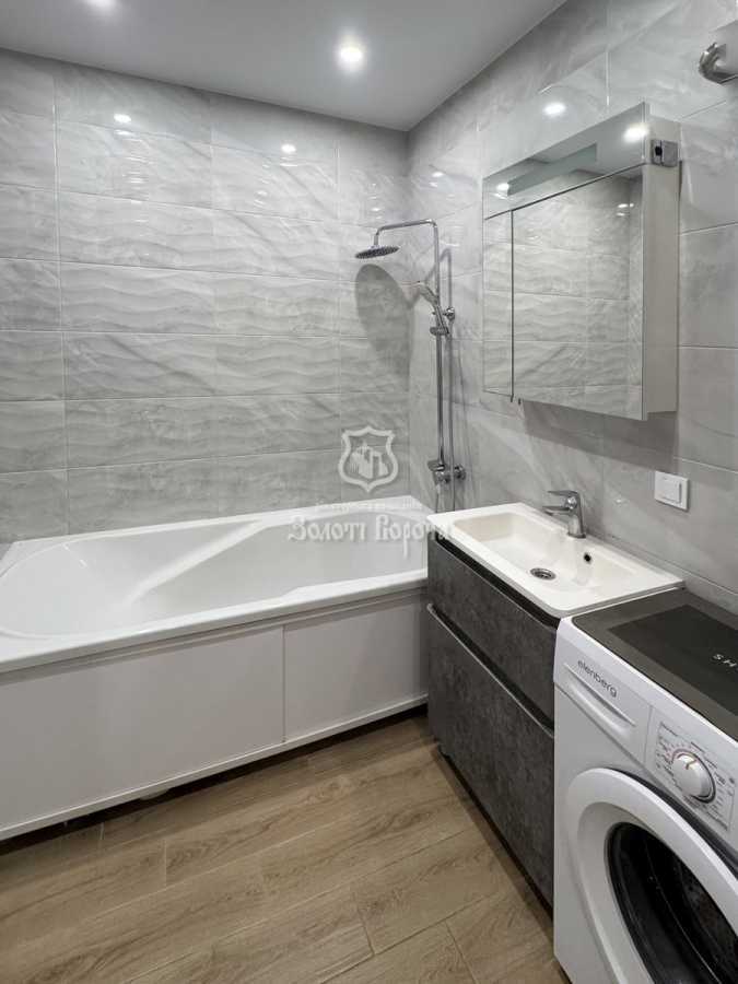 Продажа 1-комнатной квартиры 35.2 м², Харьковское шоссе, 190