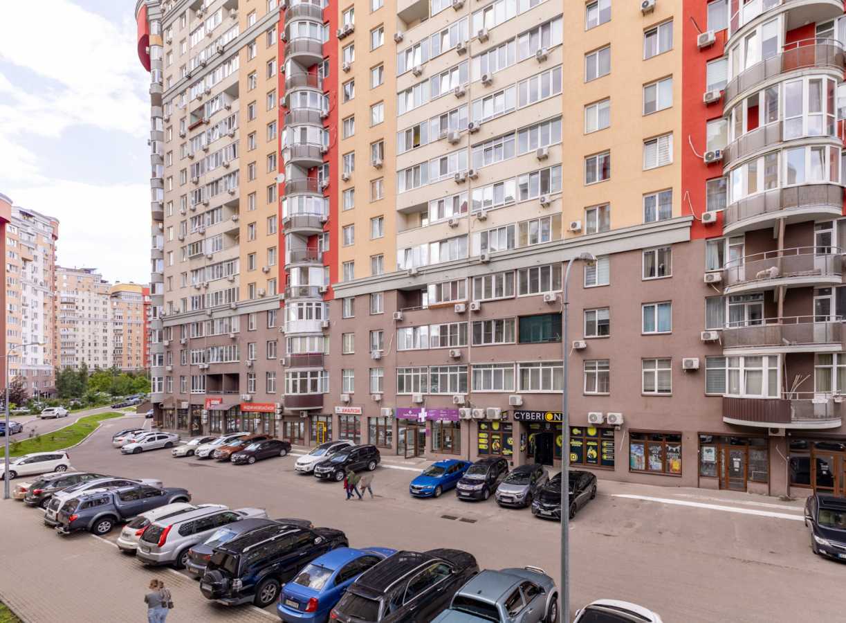 Продажа 1-комнатной квартиры 52 м², Михаила Донца ул., Ломоносова, 48