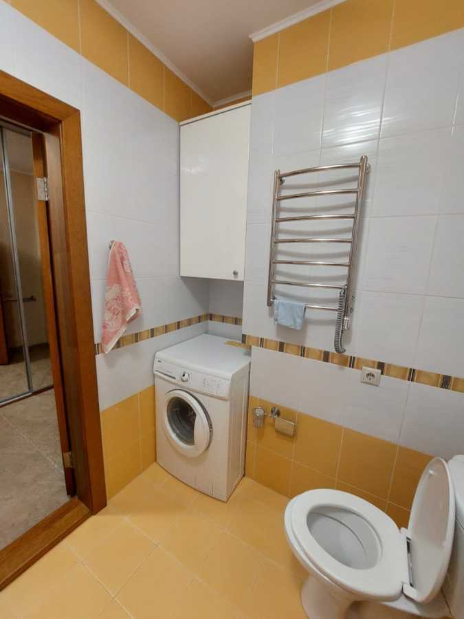 Аренда 1-комнатной квартиры 57 м², Днепровская наб., 26Б