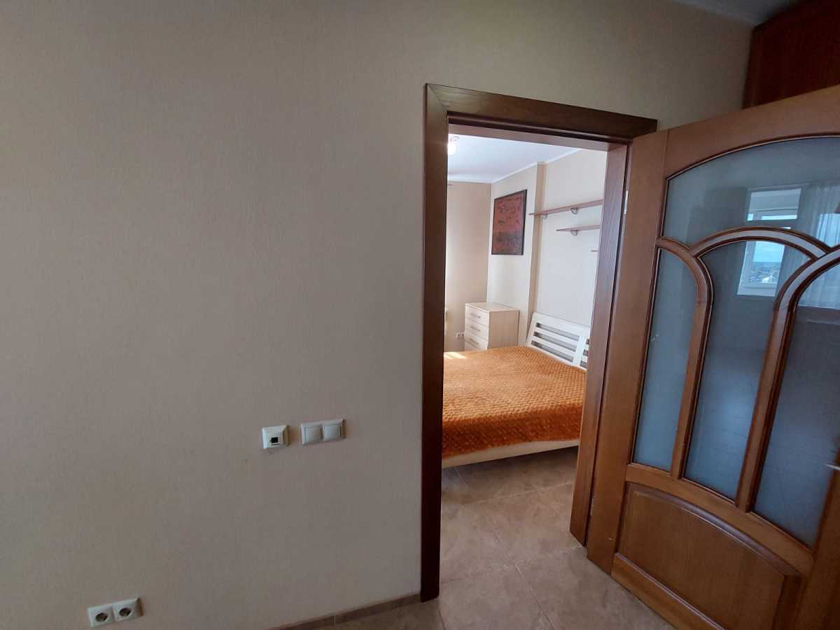 Аренда 1-комнатной квартиры 57 м², Днепровская наб., 26Б