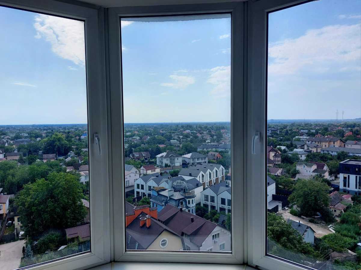 Аренда 1-комнатной квартиры 57 м², Днепровская наб., 26Б