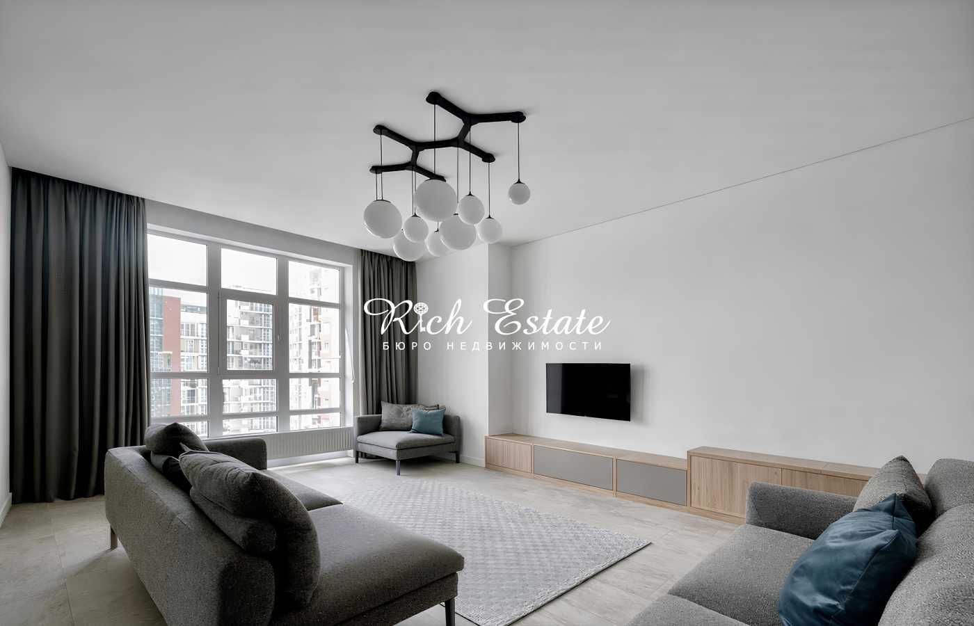 Оренда 3-кімнатної квартири 106 м², Академіка Філатова вул., 2/1
