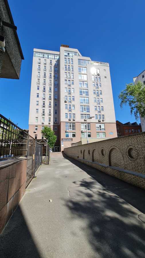 Аренда офиса 255 м², Владимира Антоновича ул., 33