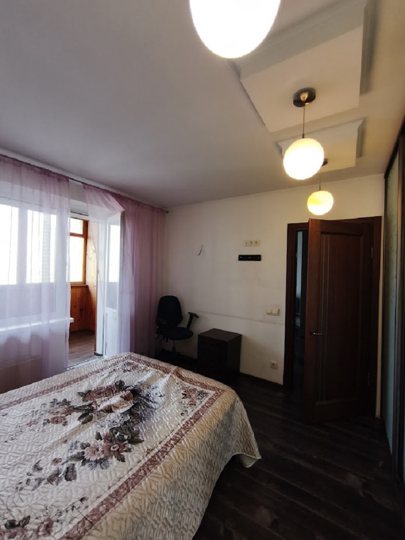 Продаж 2-кімнатної квартири 56 м², Олександра Мішуги вул.