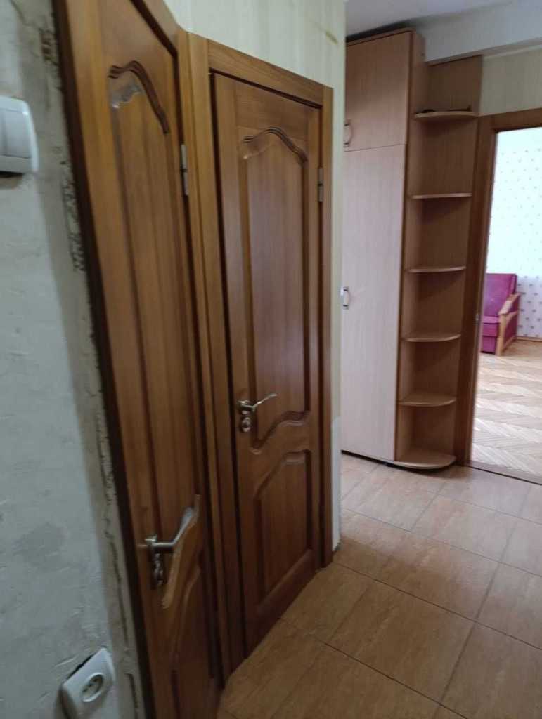Оренда 3-кімнатної квартири 62 м², Кирилівська вул., 117