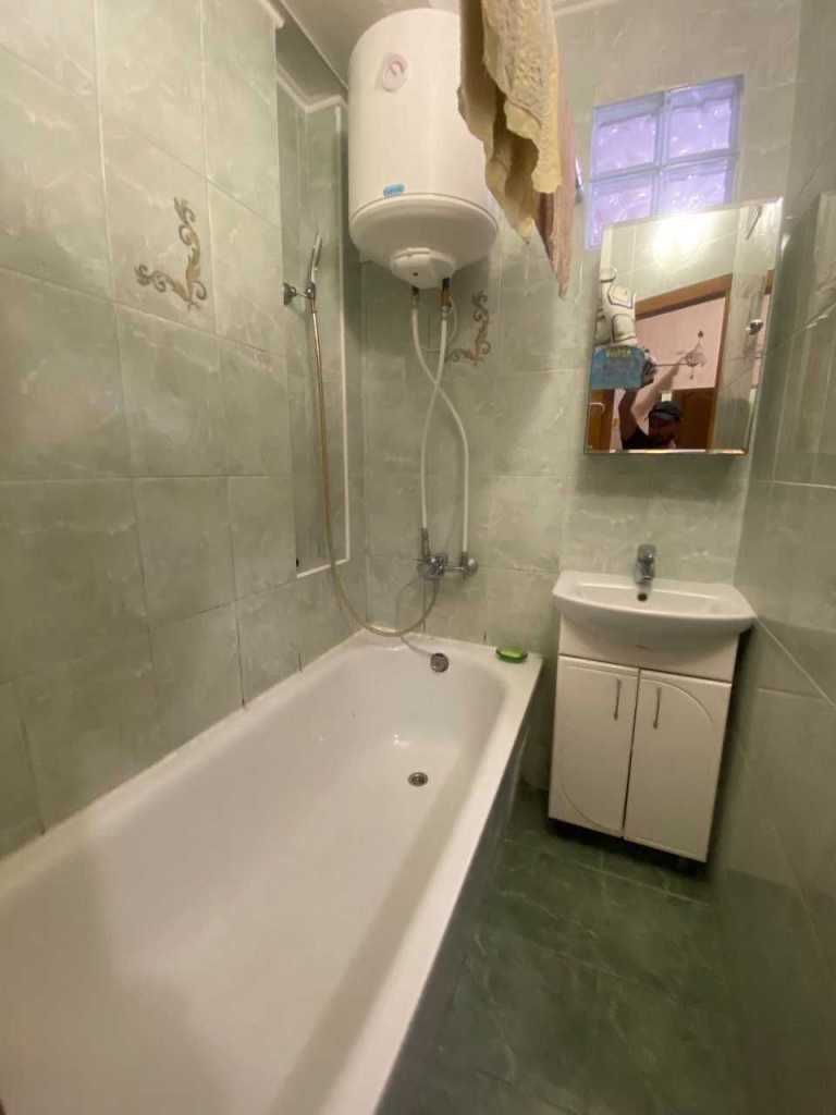 Оренда 3-кімнатної квартири 62 м², Кирилівська вул., 117