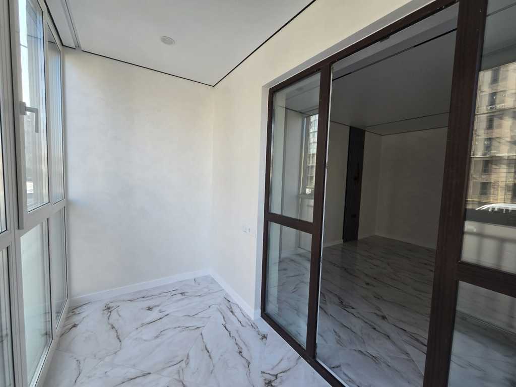 Продажа 1-комнатной квартиры 40 м², Метрологическая ул., 107