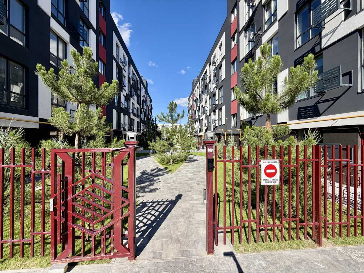 Продажа 1-комнатной квартиры 31 м², Институтская ул., 7/1