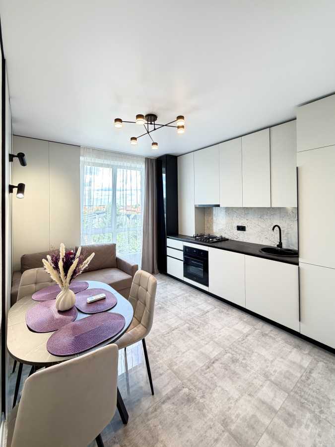 Продажа 1-комнатной квартиры 31 м², Институтская ул., 7/1