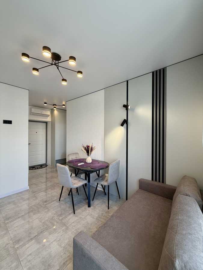 Продажа 1-комнатной квартиры 31 м², Институтская ул., 7/1