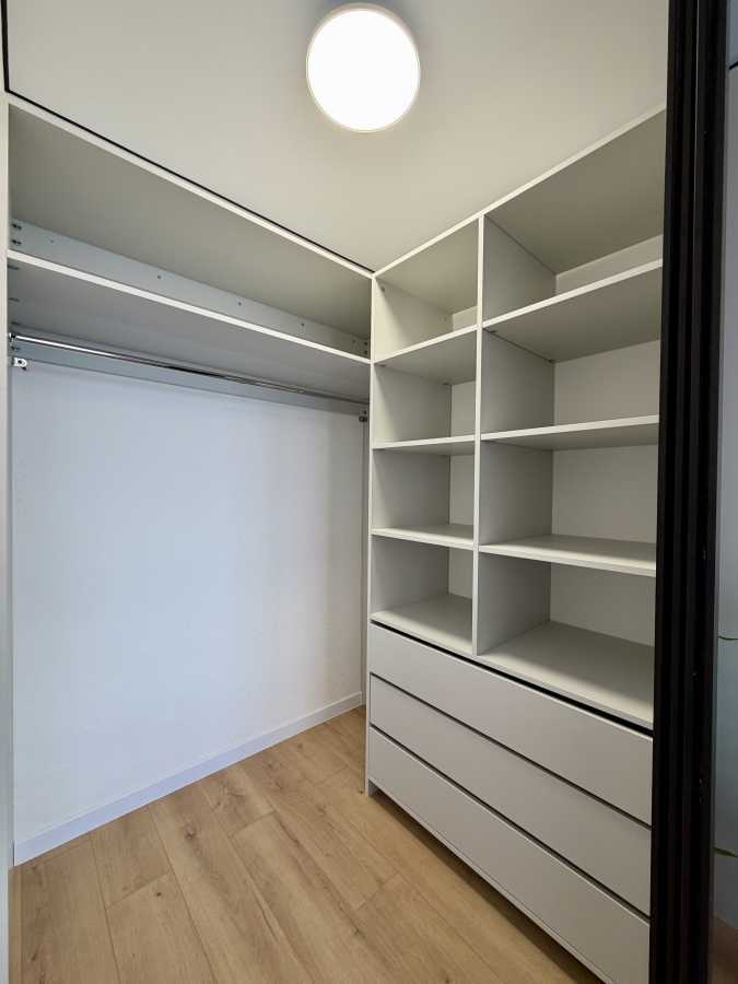 Продажа 1-комнатной квартиры 31 м², Институтская ул., 7/1