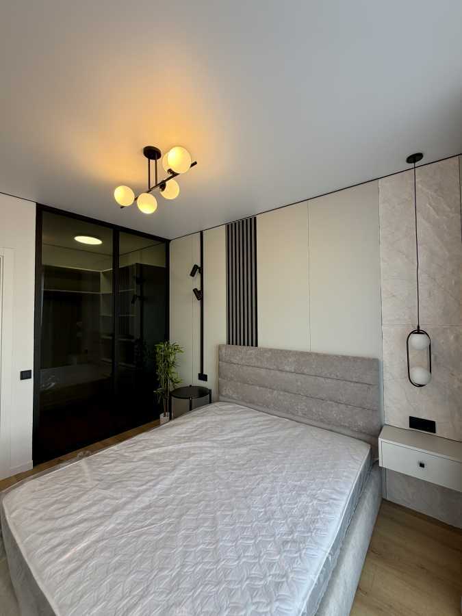 Продажа 1-комнатной квартиры 31 м², Институтская ул., 7/1
