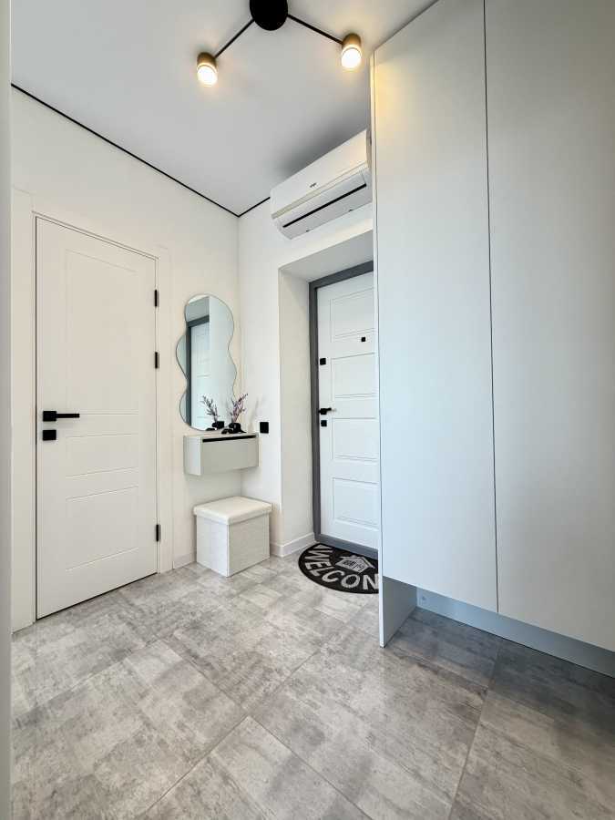 Продажа 1-комнатной квартиры 31 м², Институтская ул., 7/1