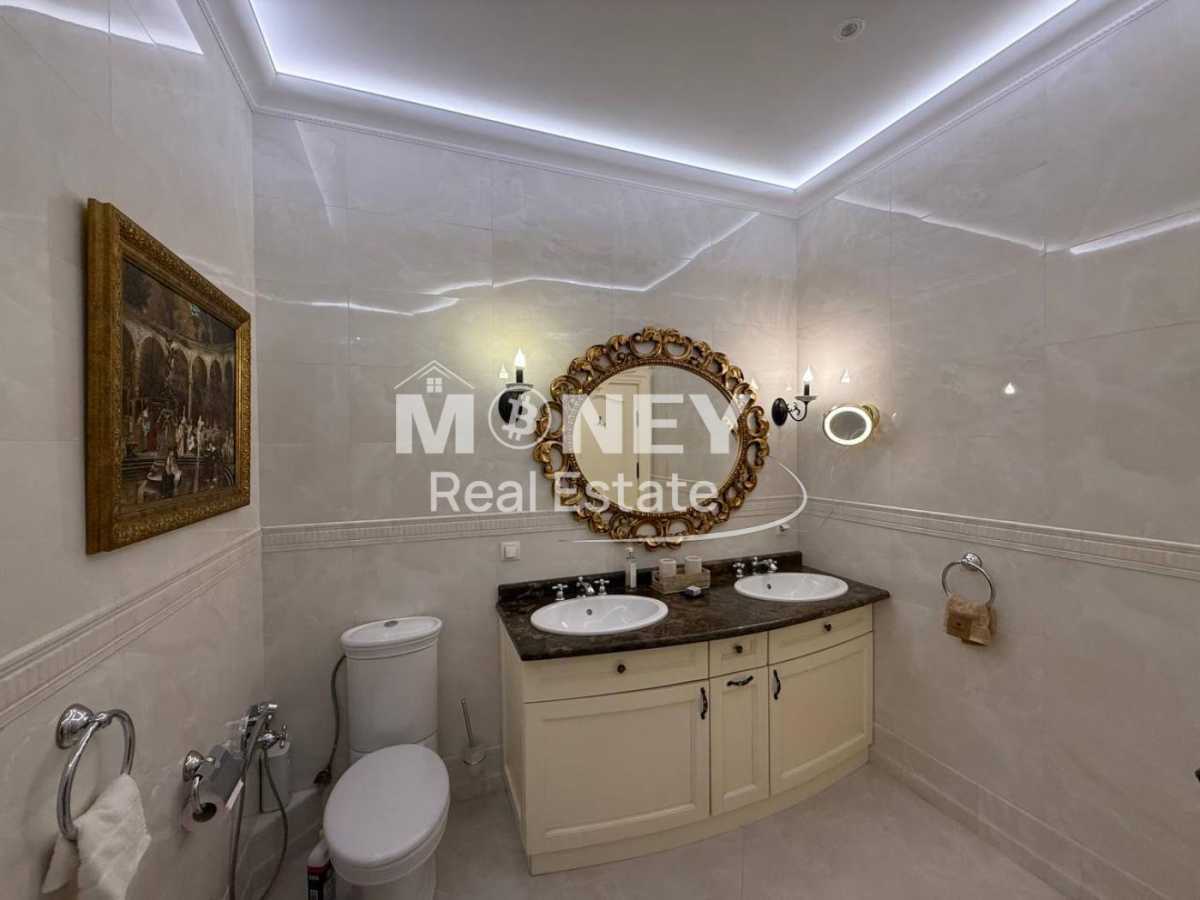 Аренда 3-комнатной квартиры 122 м², Зверинецкая ул., 47