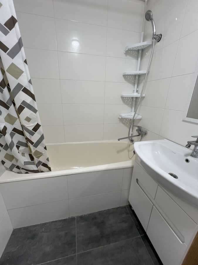 Продажа 2-комнатной квартиры 55.8 м², Перова бул., 48Б