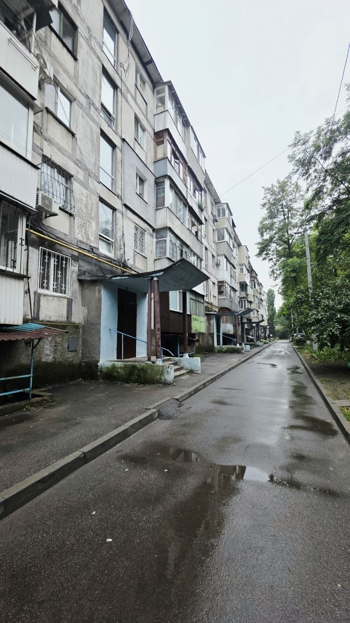 Продажа 2-комнатной квартиры 49 м², Юрия Савченко ул.