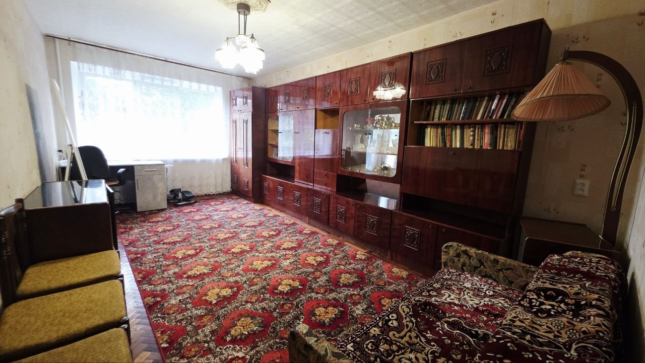 Продажа 2-комнатной квартиры 49 м², Юрия Савченко ул.