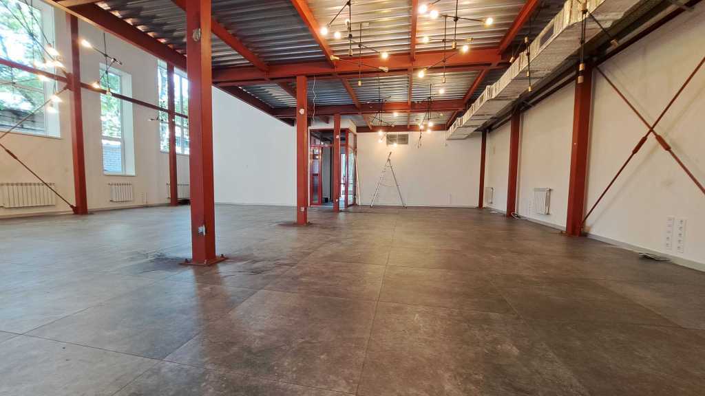 Аренда офиса 605 м², Евгения Сверстюка ул., 11