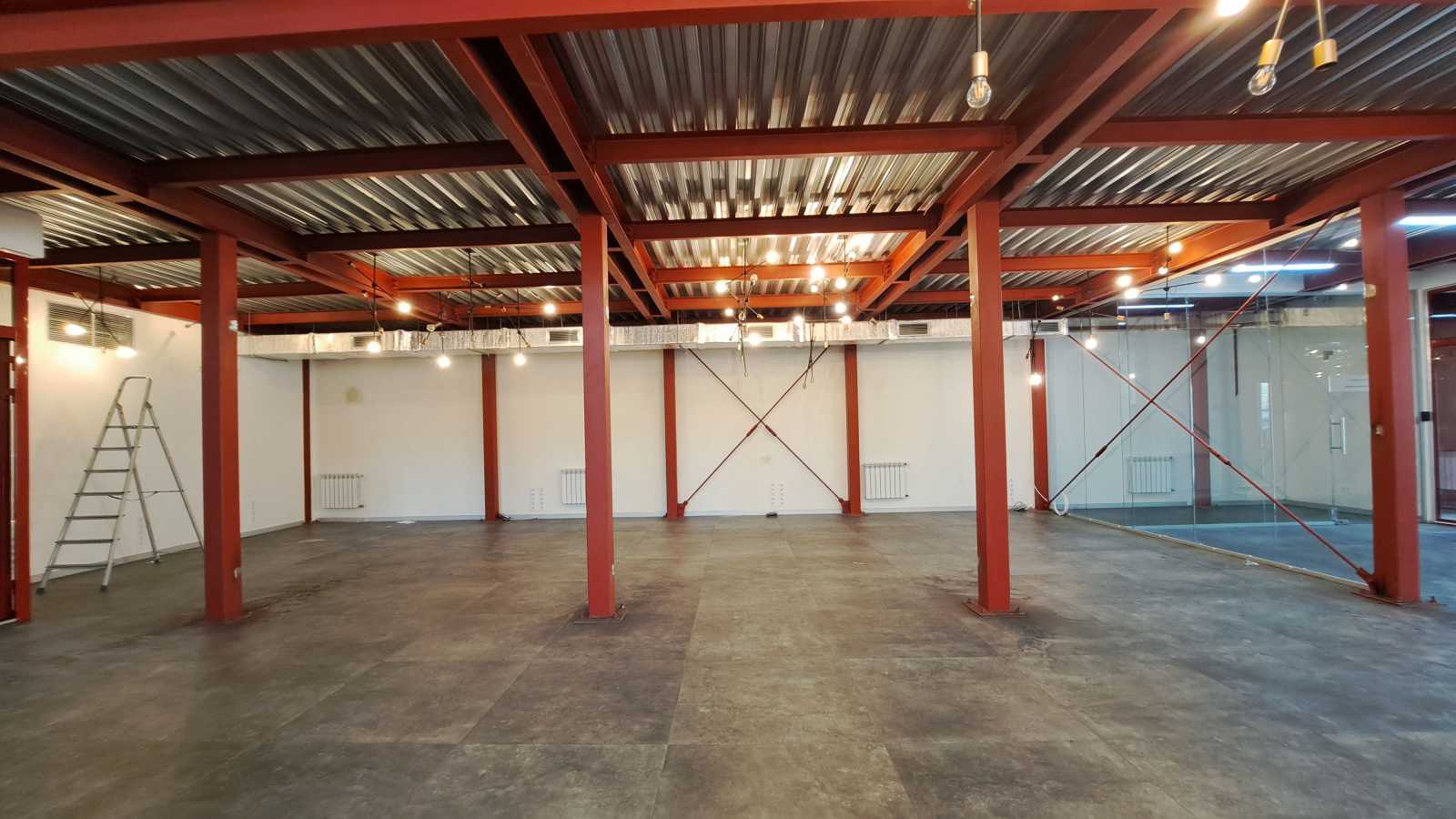 Аренда офиса 250 м², Евгения Сверстюка ул., 11Б