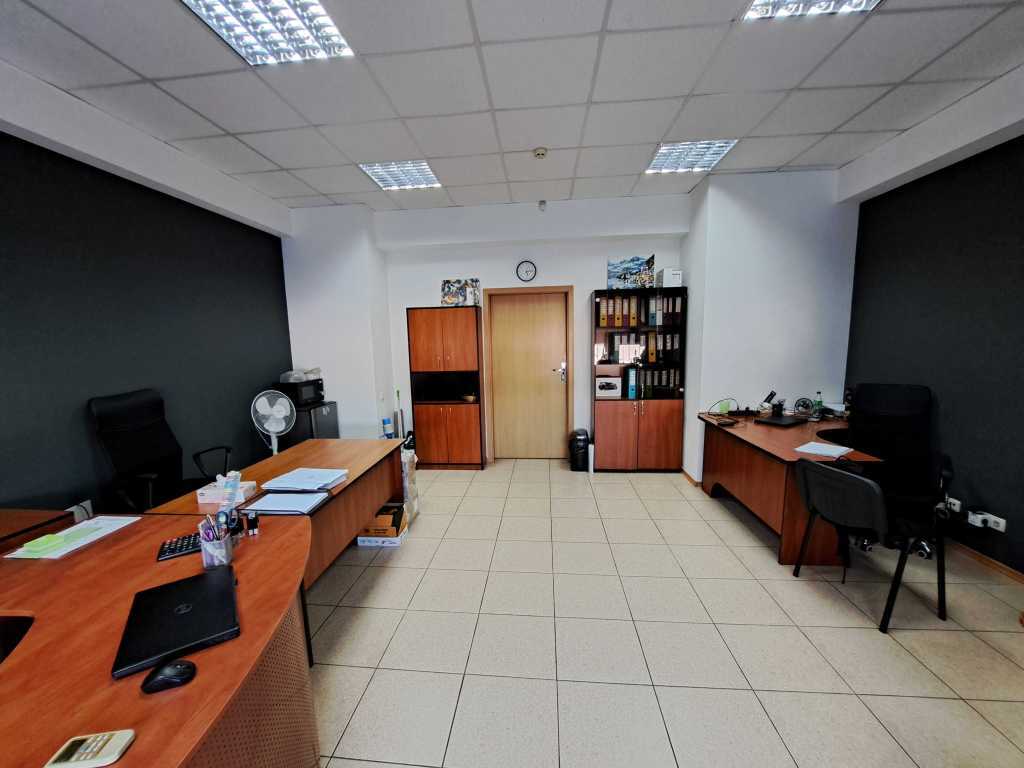Аренда офиса 33 м², Евгения Сверстюка ул., 11Б
