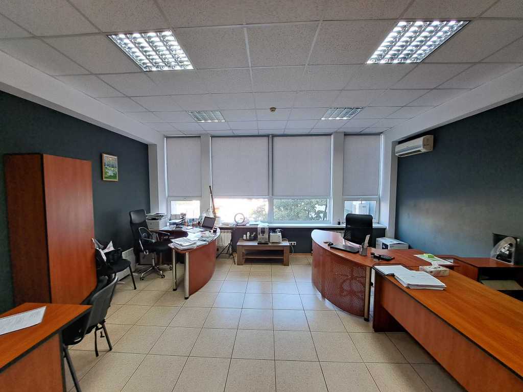 Аренда офиса 33 м², Евгения Сверстюка ул., 11Б