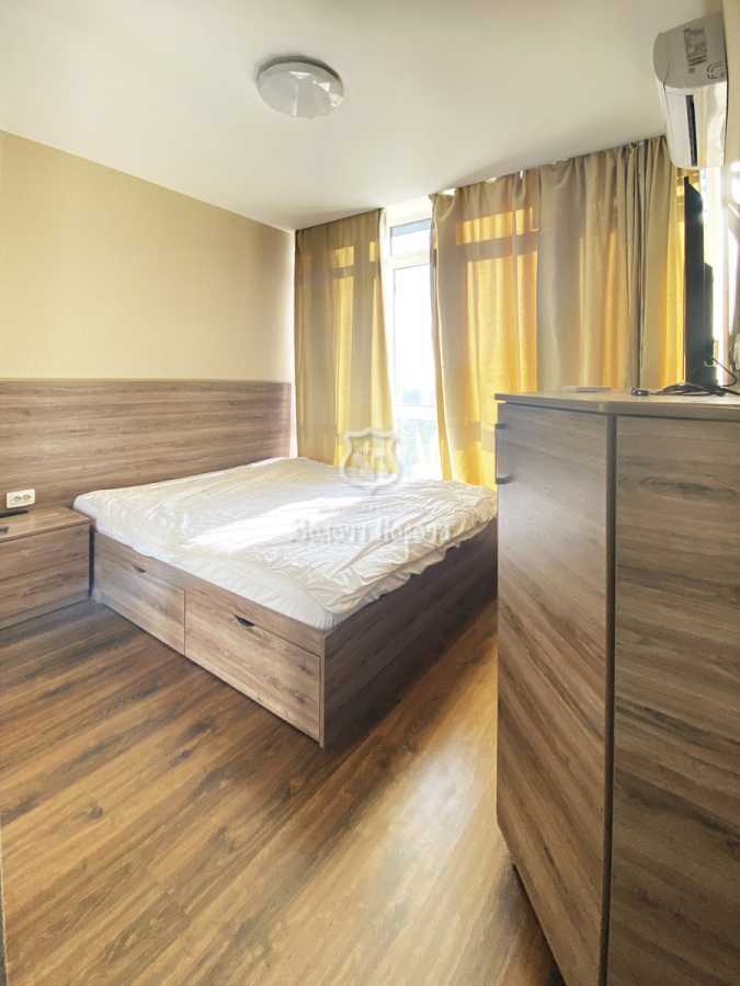 Продаж 3-кімнатної квартири 75 м², Львівська вул., 15
