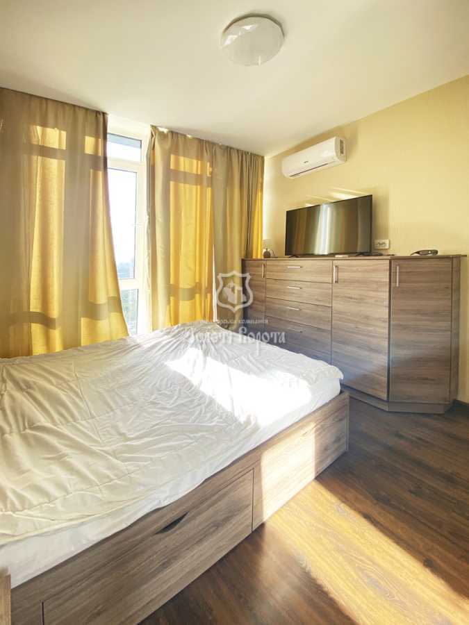 Продаж 3-кімнатної квартири 75 м², Львівська вул., 15