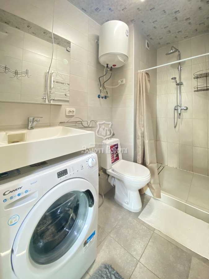 Продаж 3-кімнатної квартири 75 м², Львівська вул., 15