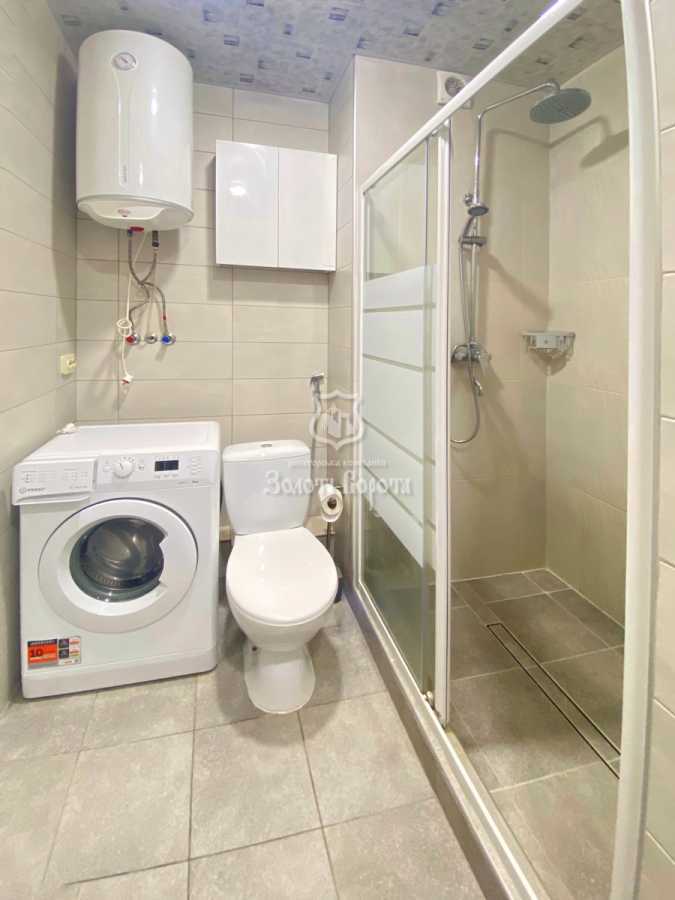 Продаж 3-кімнатної квартири 75 м², Львівська вул., 15