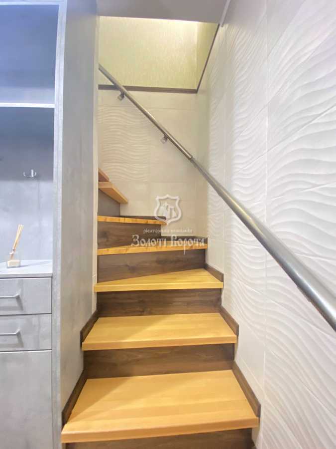 Продаж 3-кімнатної квартири 75 м², Львівська вул., 15