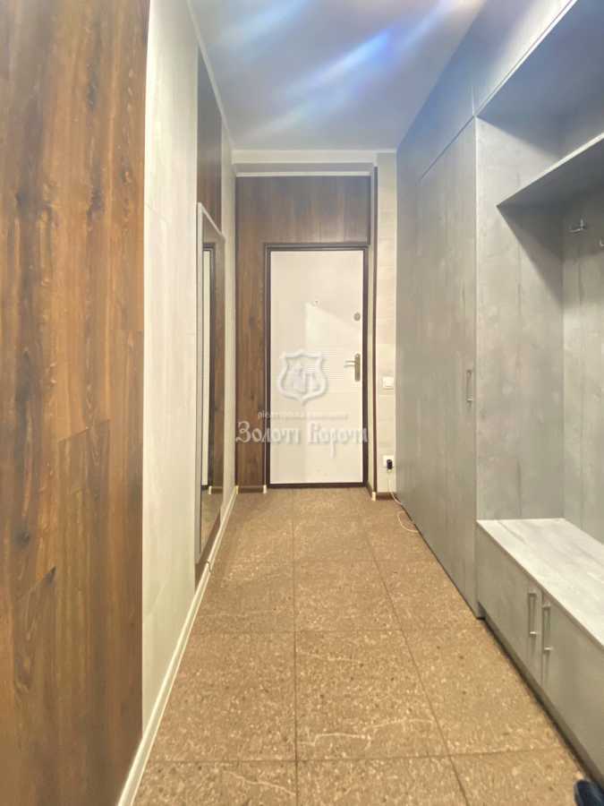 Продаж 3-кімнатної квартири 75 м², Львівська вул., 15