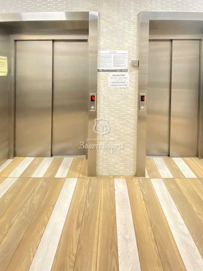 Продаж 3-кімнатної квартири 75 м², Львівська вул., 15