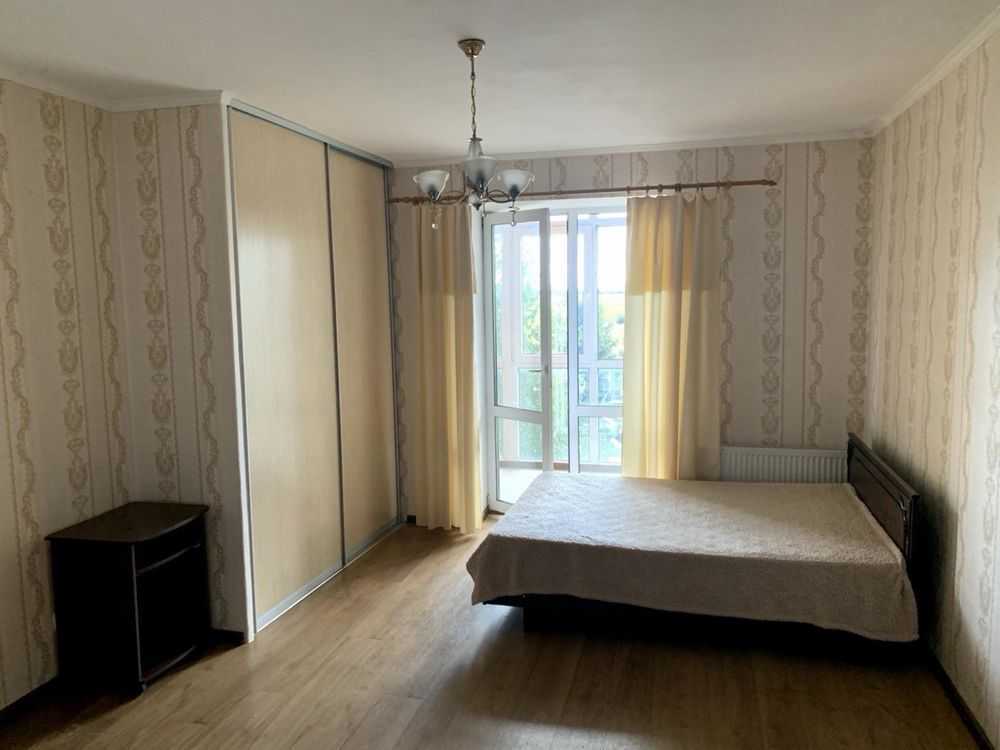Продаж 1-кімнатної квартири 45.6 м², Центральна вул., 30Б