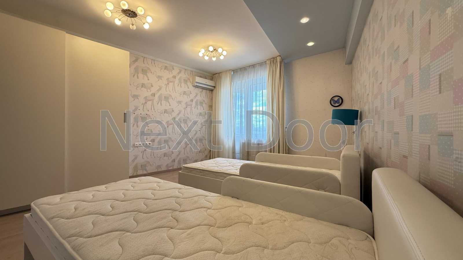 Продаж 3-кімнатної квартири 120 м², Йорданська вул., 1