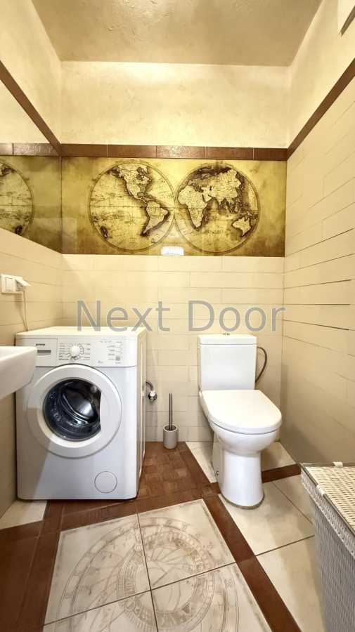 Продаж 3-кімнатної квартири 120 м², Йорданська вул., 1