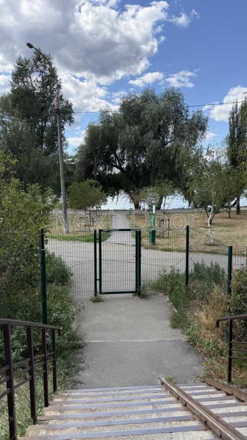 Продаж 3-кімнатної квартири 120 м², Йорданська вул., 1