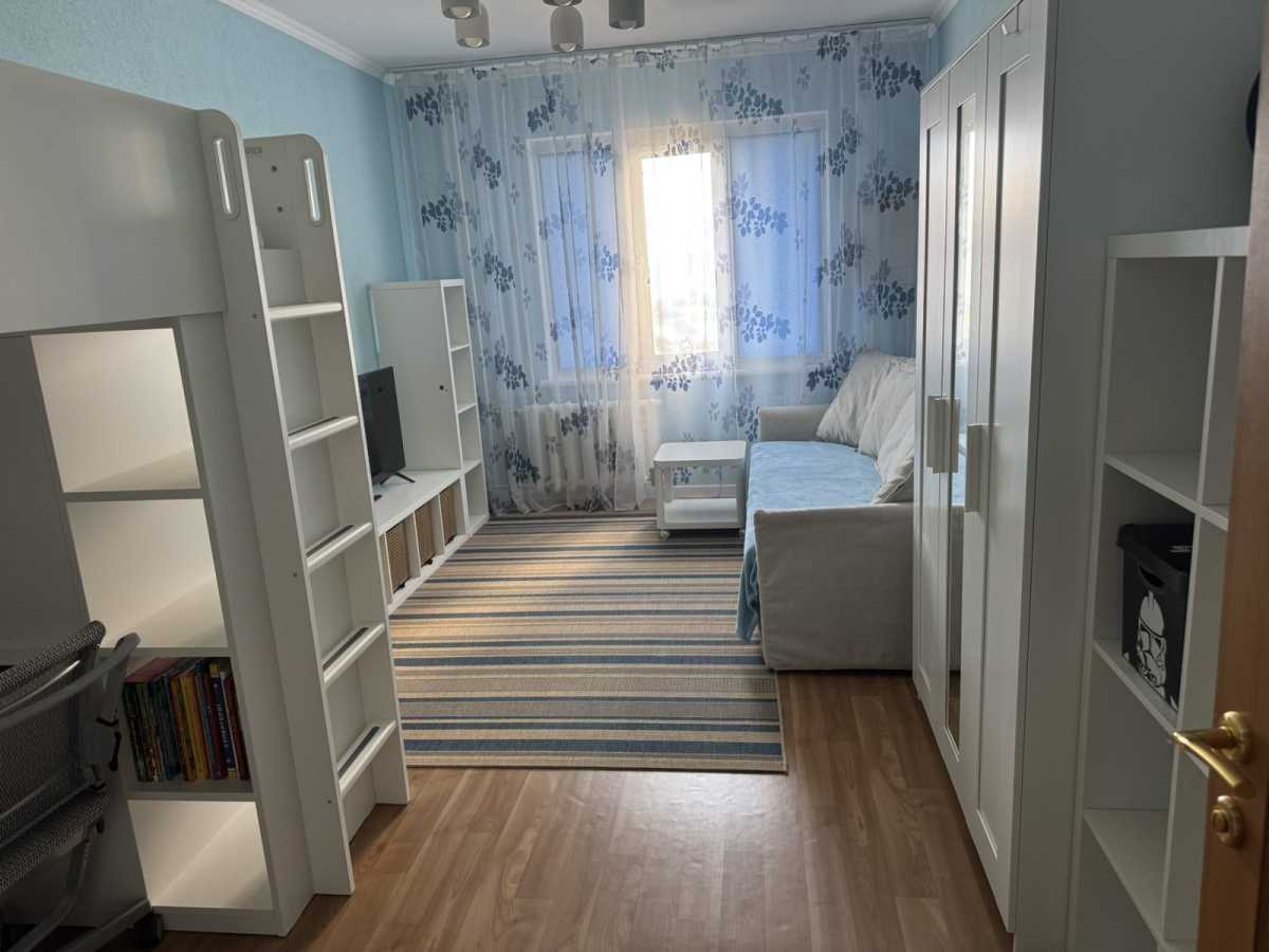 Оренда 3-кімнатної квартири 112 м², Харківське шосе, 56