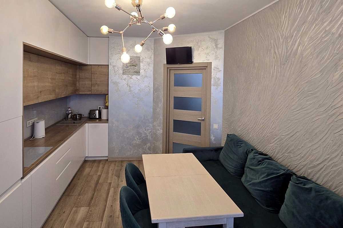 Продаж 2-кімнатної квартири 73.1 м², Градинська вул., 3